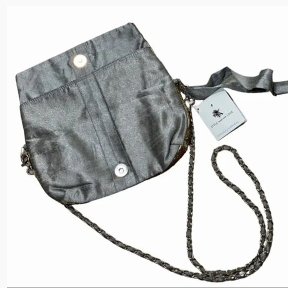 Noonday Collection Zardozi Clutch - Picture 3 of 7